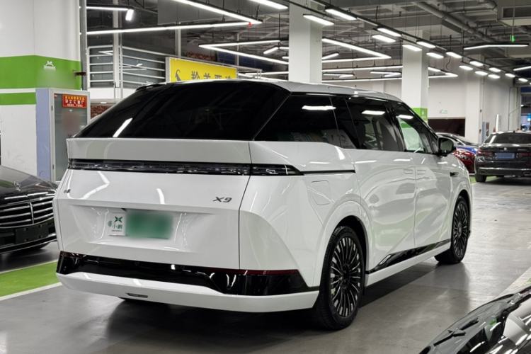 Used XPeng X9 2025 740 Ultra-Long Range Max