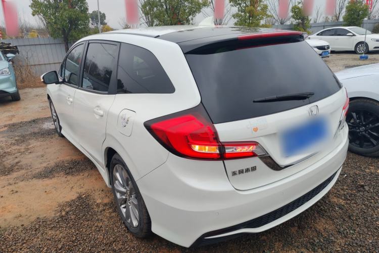 Used Honda Jade 2017 1.8L automatic Comfort version 5 seats