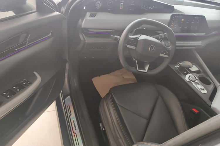 Used CHANGAN UNI-V 2022 1.5T Prestige Version Driver Seat