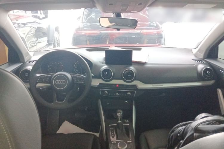 Used Audi Q2L 2018 35 TFSI Fashion Elegant Version China V
