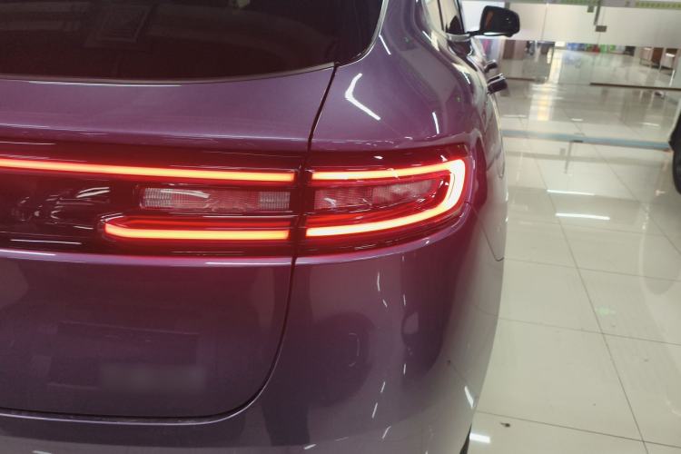 Used Hima AITO M5 2025 Extended-Range Ultra All-Wheel-Drive Version Exterior 3