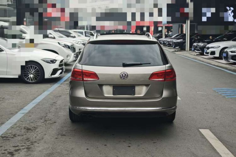 Used Volkswagen Magotan 2012 Travel Edition 2.0 TSI Comfort Version
