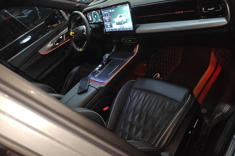 Used GAC Trumpchi GS8 2022 Flagship Series 2.0 TGDI Four-Wheel Drive Luxury Smart Connectivity Version (6 Seats) Right Front Seat