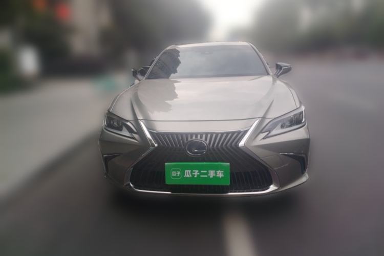 Used Lexus ES 2018 300h Premier Edition China V Standard