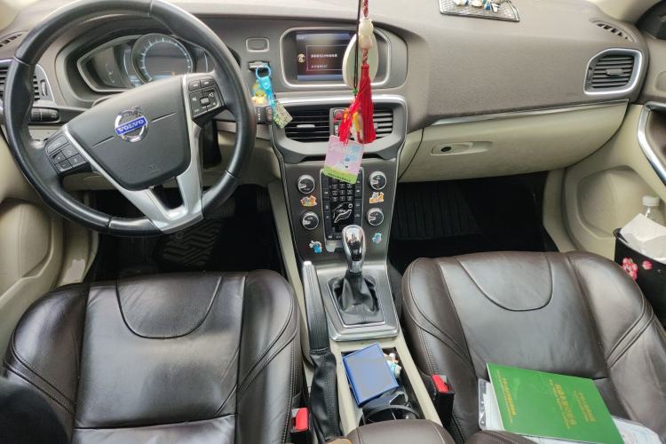 Used Volvo V40 2014 2.0T Zhiya Edition