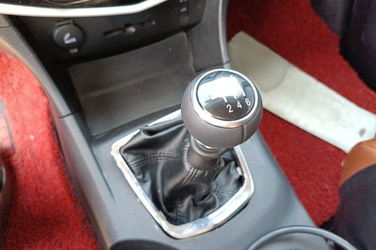 Used FORTHING F600 2016 F600 2.0L Luxury Model
