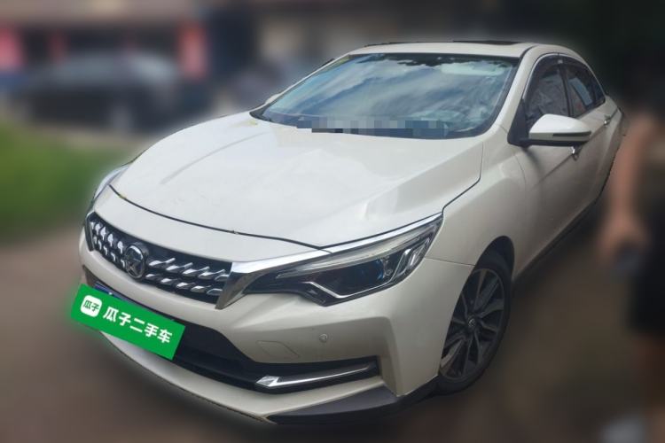 Used Venucia D60 2018 1.6L CVT Smart Connect Luxury Edition