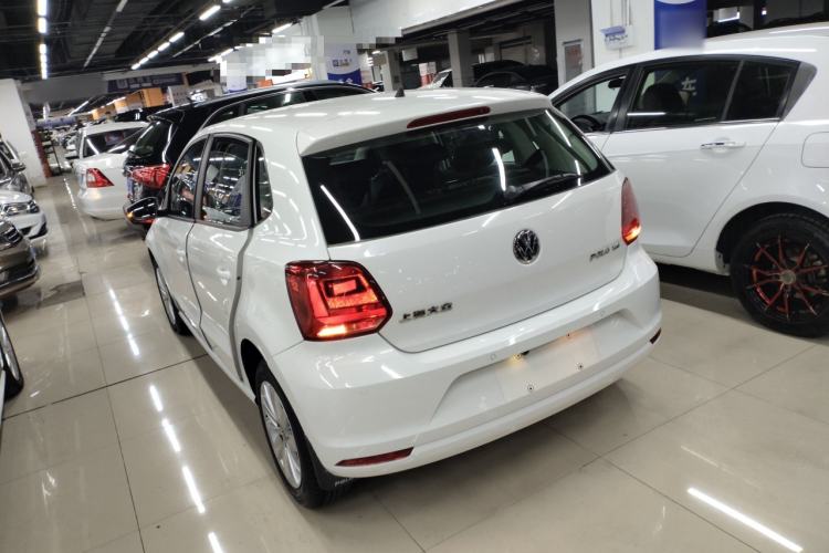 Used Volkswagen Polo 2014 1.6L Automatic Comfort Edition
