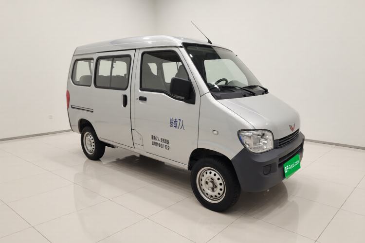 Used Wuling Zhiguang 2020 1.2L Practical Model China VI LSI Exterior 2