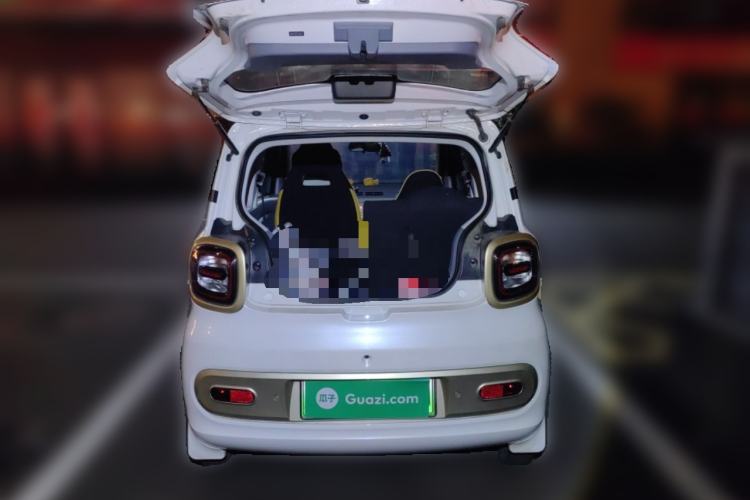 Used Bestune Pony 2025 222km Range Agile Horse Trunk