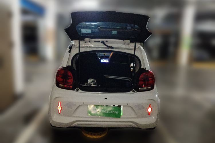 Used Roewe Clever 2021 302 km New Four-Seater Super-Efficient Version Trunk