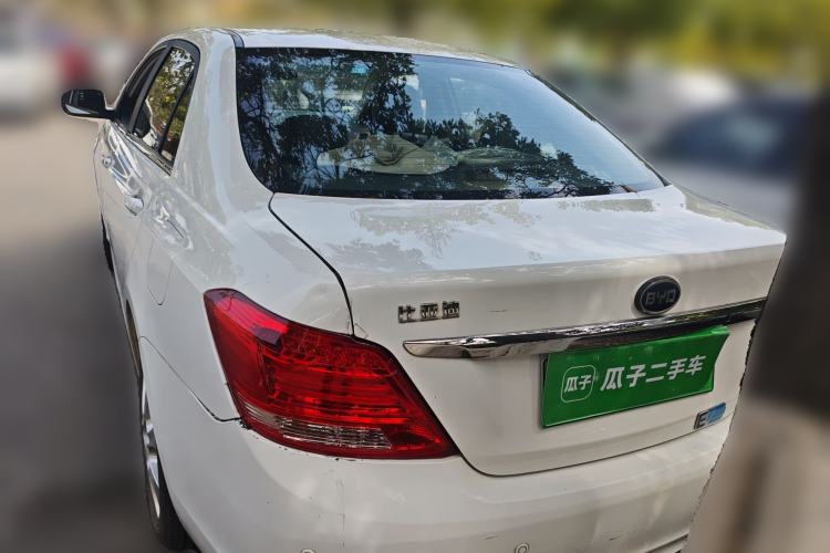 Used BYD e5 2016 300 Luxury Edition
