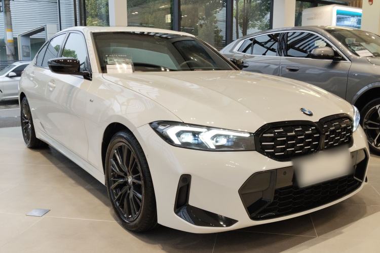 Used BMW 3 Series 2023 325i M Sport Night Edition Package Front Right 45 Deg