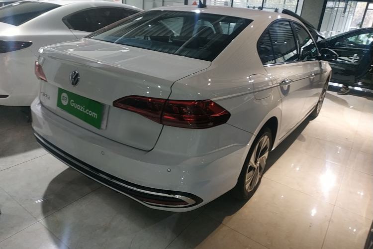 Used Volkswagen Bora 2023 200TSI DSG SmartDrive PRO Edition Rear Right 45 Deg