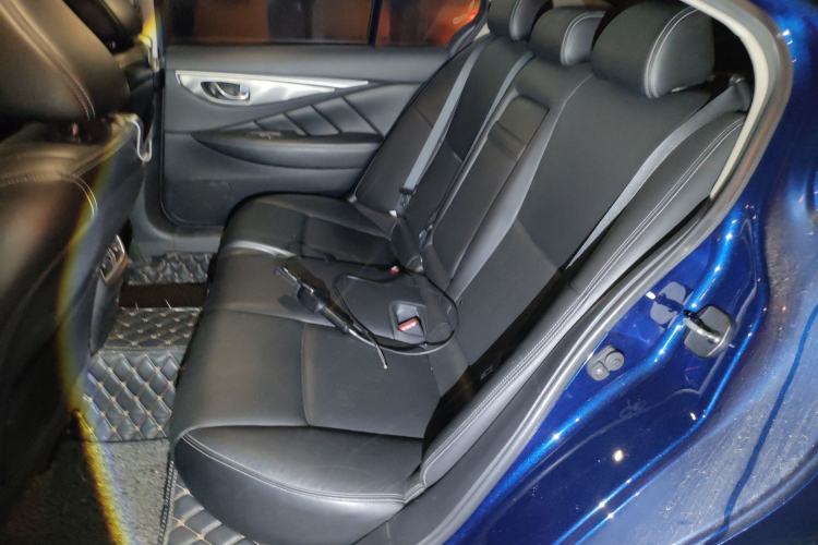 Used Infiniti Q50L 2018 2.0T Enjoyment Edition China V standard