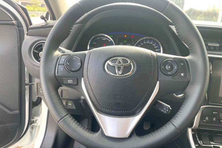 Used Toyota Levin Hybrid E+ 2019 1.8L PH V E-CVT Luxury Edition Interior 11