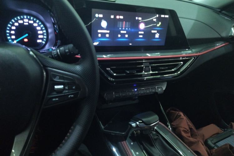 Used Oshan X5 2021 1.5T DCT Luxury Edition
