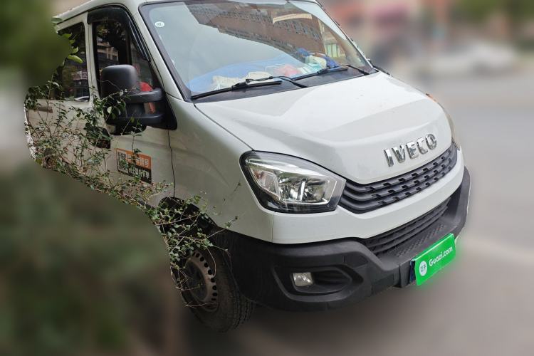 Used Iveco Eurocargo 2021 2.0T Manual Super-Rui Short Wheelbase Low-Roof Side-Hinged Door F1A
