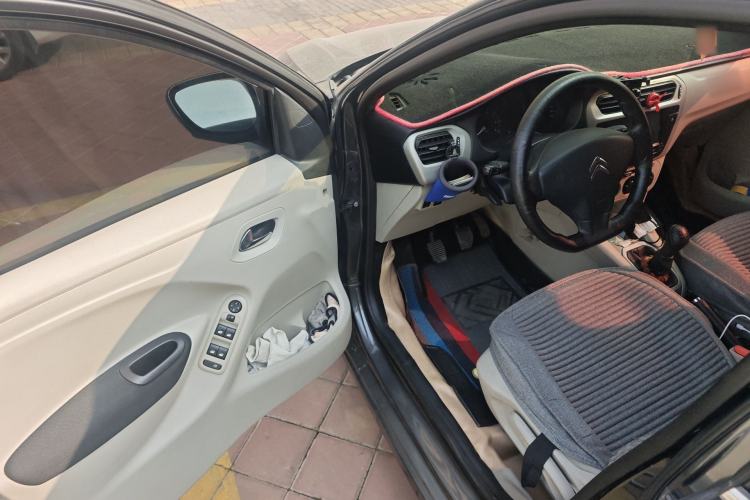 Used Citroen Elysee 2014 1.6L Manual Fashion Edition
