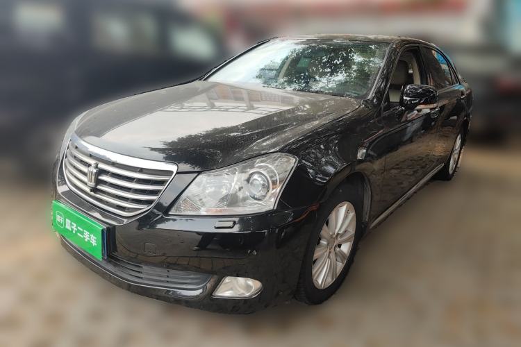 Used Toyota Crown 2011 2.5L Royal Special Edition with Leather and Sunroof