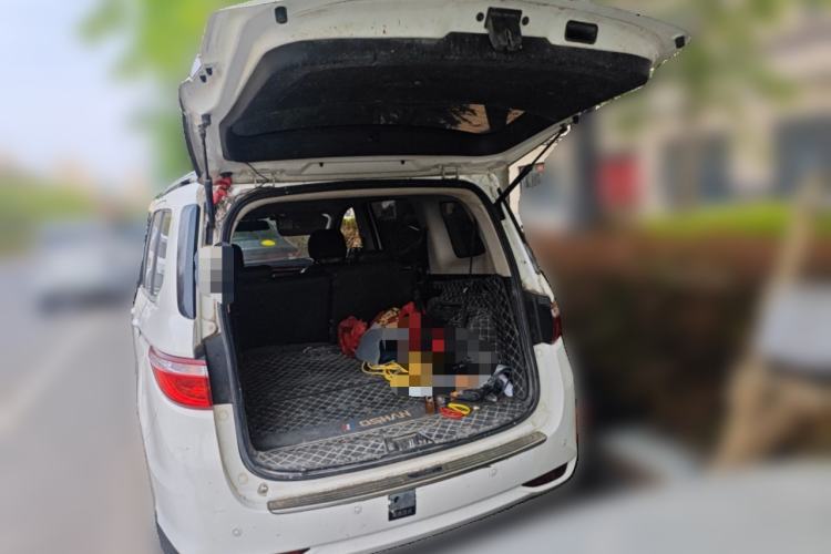 Used CHANGAN KAICHENG Oushang A600 2017 1.5L Manual Luxury Model Trunk