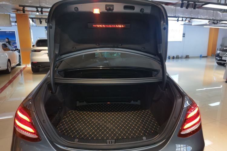 Used Mercedes-Benz E-Class 2020 E 300 L Sporty and Stylish Model
