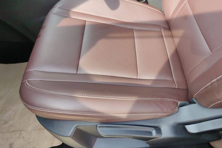 Used FORTHING T5 2022 Grand Edition 1.6L Manual Dream-Chasing Five-Seat Model
