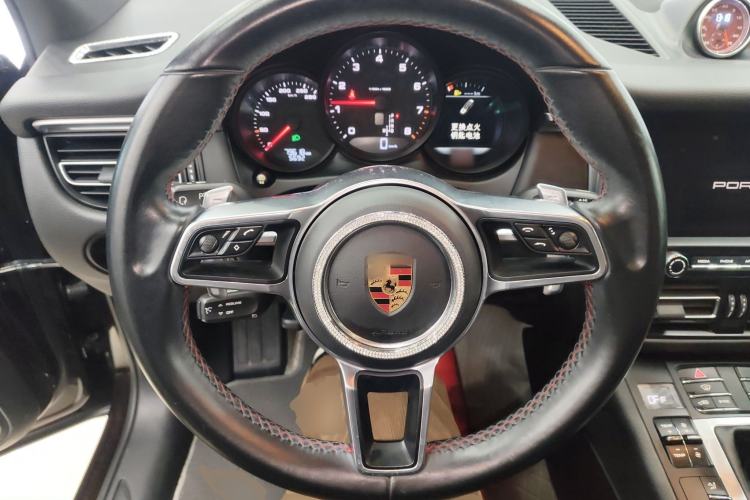 Used Porsche Macan 2018 Macan 2.0T Steering Wheel