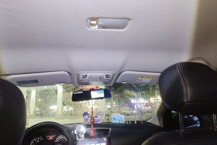 Used Nissan Sylphy 2021 Classic 1.6XE Manual Comfort Edition Headliner