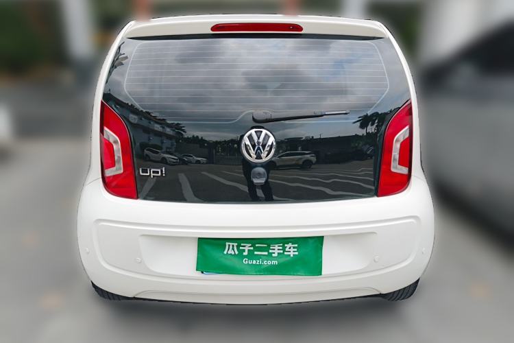 Used Volkswagen up! 2015 1.0L move up! Rear