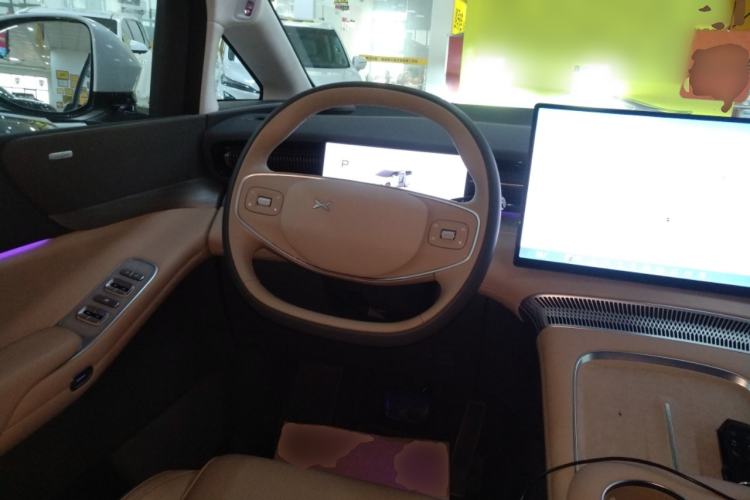 Used XPeng X9 2025 740 Ultra-Long Range Max
