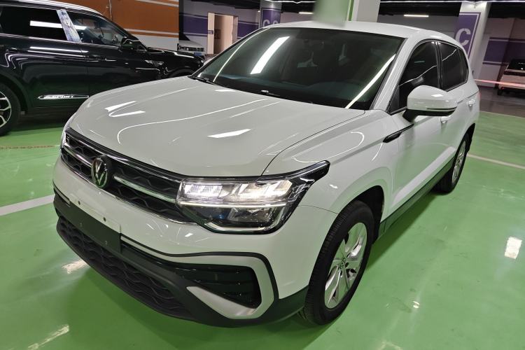 Used Volkswagen Tharu 2023 300TSI Two-Wheel-Drive Crescent Edition