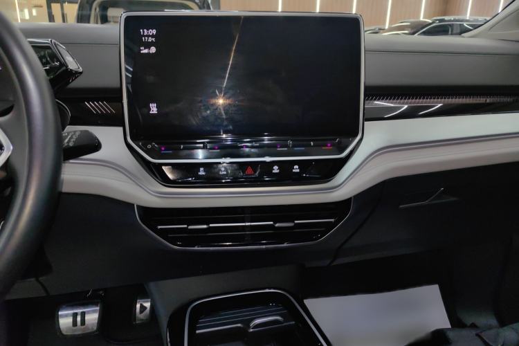 Used Volkswagen ID.6 CROZZ 2022 Long-Range PRO Edition
