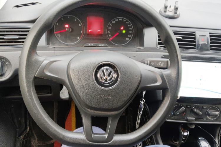 Used Volkswagen Santana 2018 1.5L Automatic Fashion Edition Steering Wheel