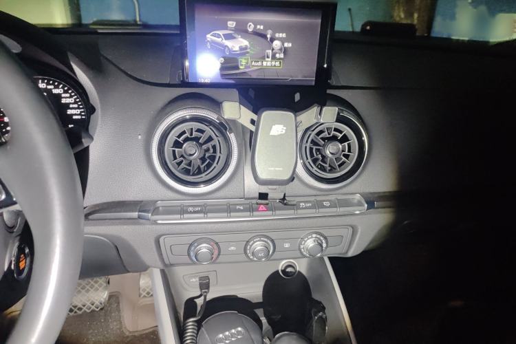 Used Audi A3 2020 Limousine 35 TFSI Fashion Edition China VI Emission Standard