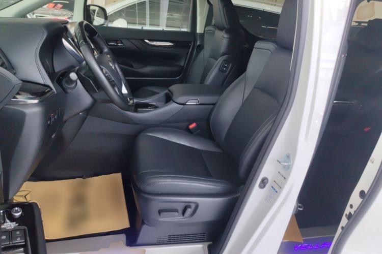 Used Toyota Vellfire 2023 Crown Dual-Engine 2.5L HV Luxury Edition