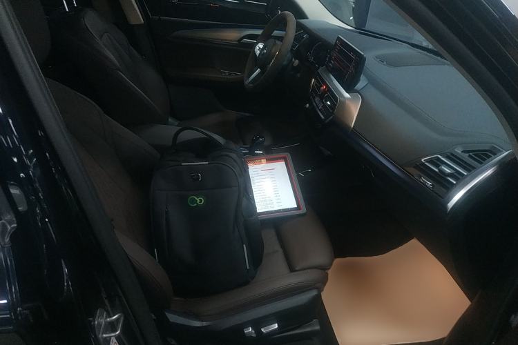 Used BMW iX3 2022 Leading Type Right Front Seat