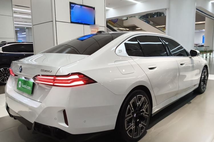 Used BMW 5 Series 2025 530Li Luxury Edition M Sport Package
