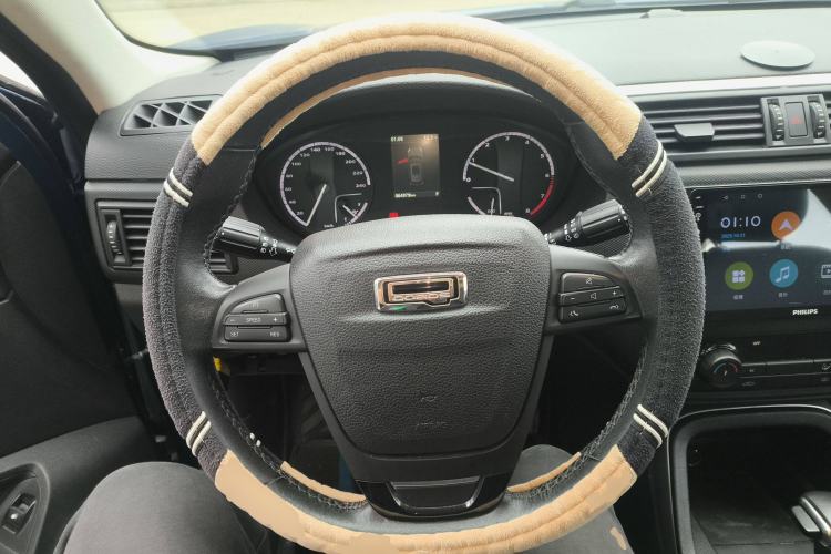 Used Qoros 5 2018 Revised Version 1.6T Automatic Leading Edition