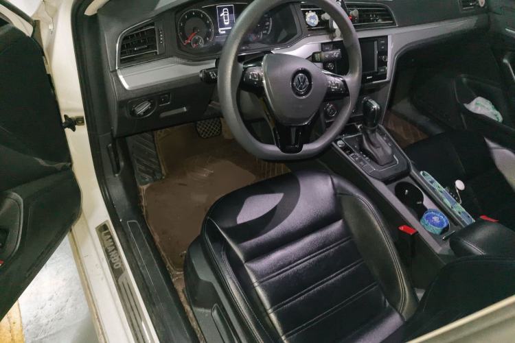 Used Volkswagen Lamando 2019 230TSI DSG Vision Edition China VI Standard