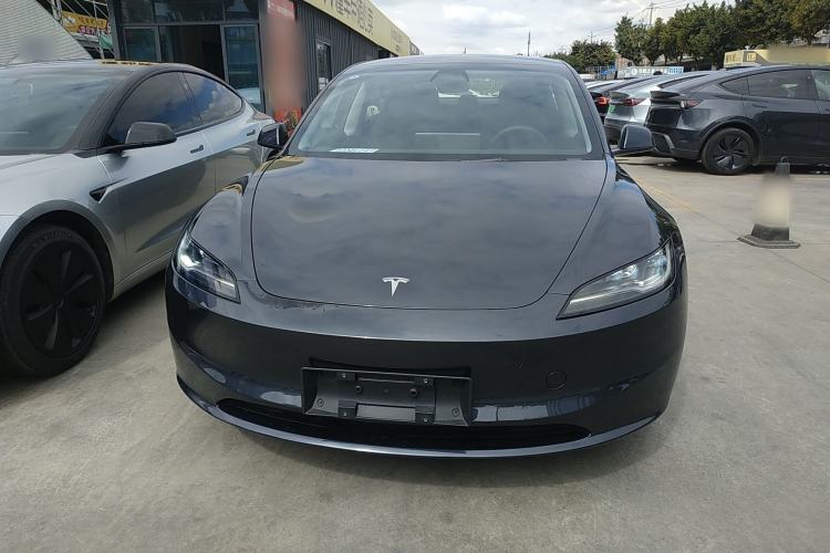 Used Tesla Model 3 2023 Rear-Wheel-Drive Version
