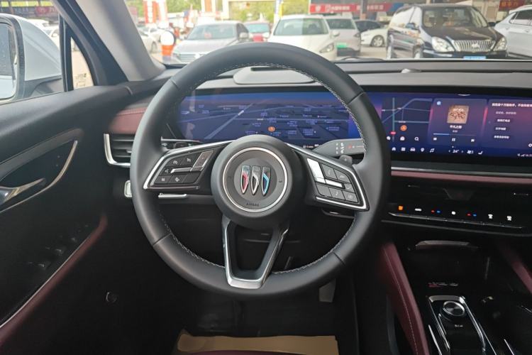 Used Buick Envision 2026 Model Range: Equinox S 25T Enjoyment Platinum Edition
