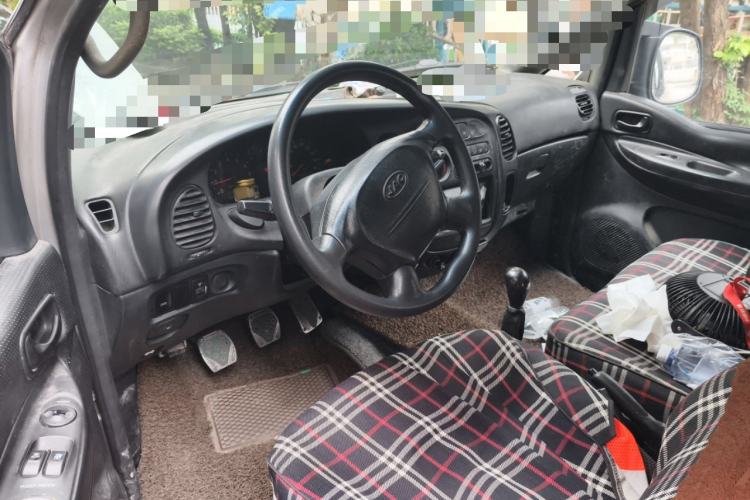 Used JAC Refine 2008 2.0L Shuttle Gasoline Basic Model with Front and Rear Air Conditioning
