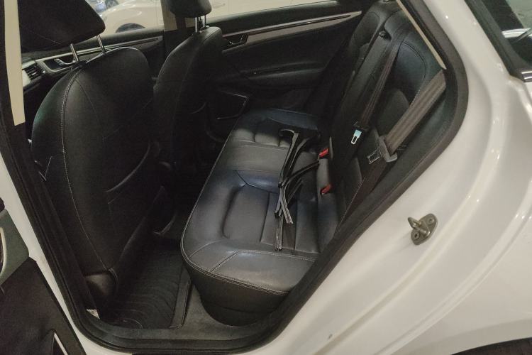 Used Geely Auto Emgrand GL 2017 1.3T Manual Elite Model
