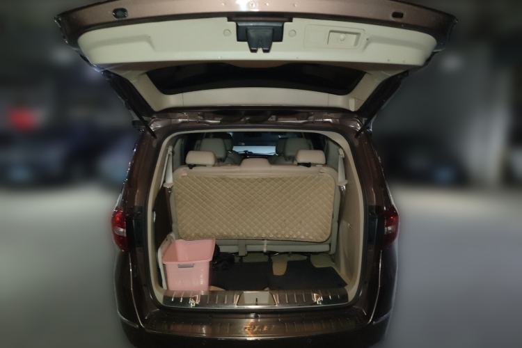 Used Buick GL8 2018 28T Luxury Model China VI Standard Trunk