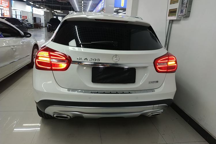 Used Mercedes-Benz GLA 2015 GLA 200 Fashion Model

