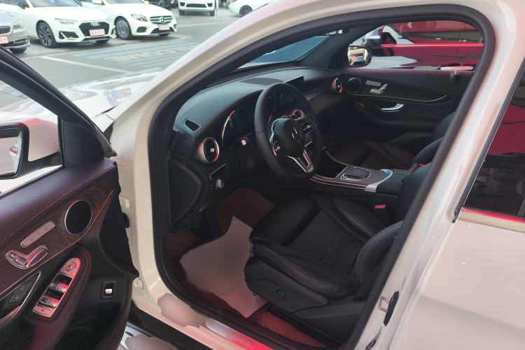 Used Mercedes-Benz GLC 2020 GLC 260 L 4MATIC Luxury Model
