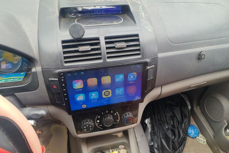 Used BAIC Weiwang M20 2014 1.5L practical type BJ415A Audio And AC Panel