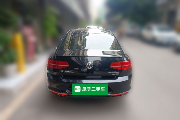 Used Volkswagen Magotan 2017 330TSI DSG Leading Model
