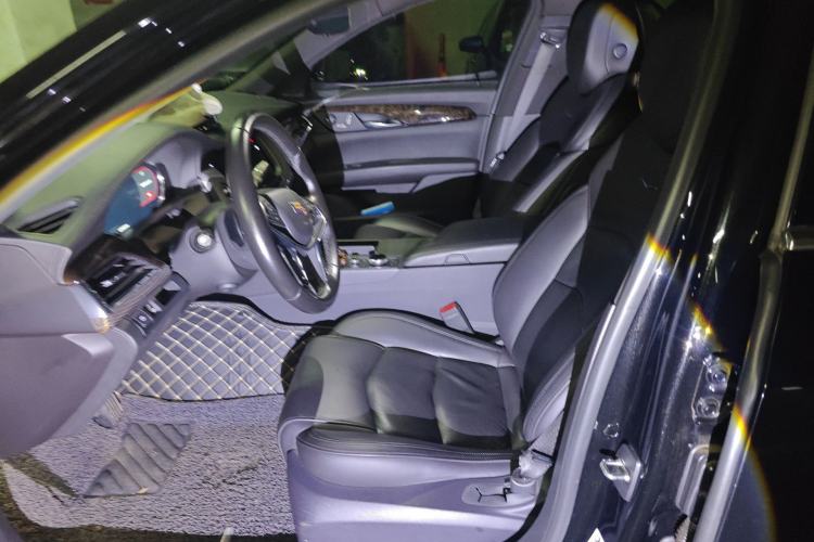 Used Cadillac CT6 2020 28T Luxury Version Left Front Seat